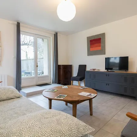 Le Cerisier - Chateau Des Varennes