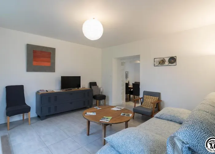 Le Cerisier - Chateau Des Varennes Дом отдыха Varennes (Haute-Garonne)