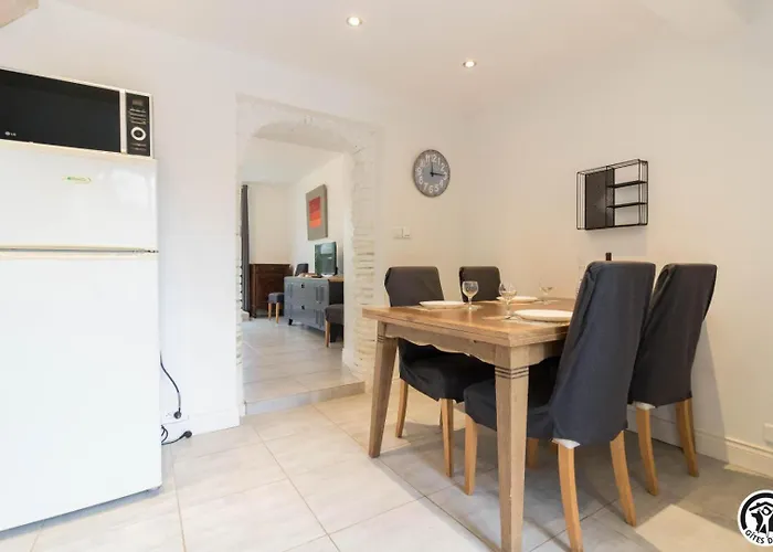 Le Cerisier - Chateau Des Varennes *